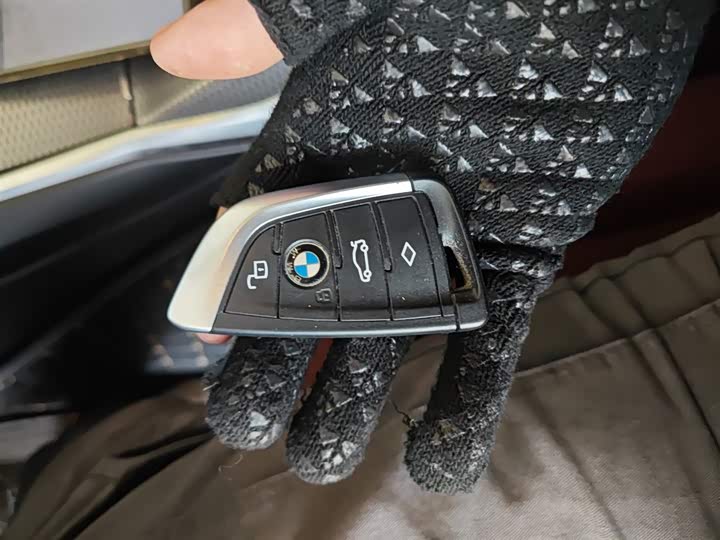 Фото 9 - BMW 3 Series