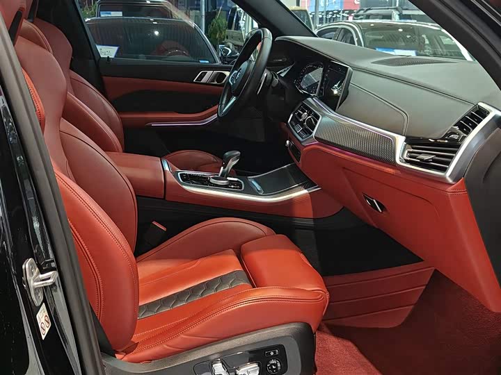 Фото 6 - BMW X5 M