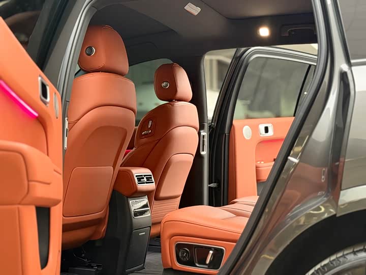 Фото 7 - LiXiang L7