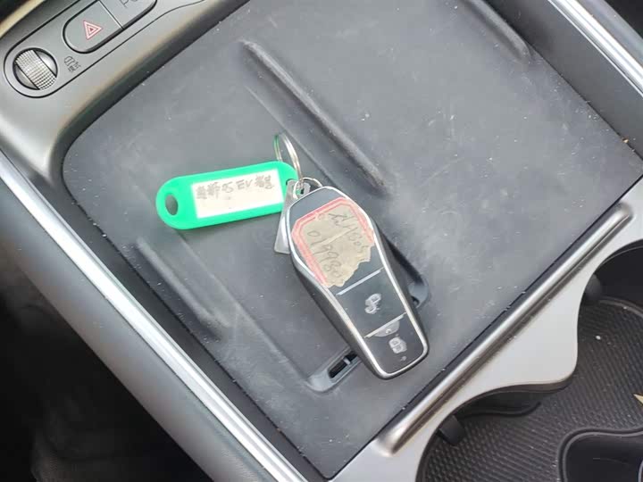 Фото 9 - BYD Sea Lion 05 EV