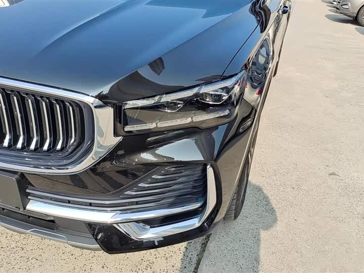 Фото 5 - Geely Monjaro