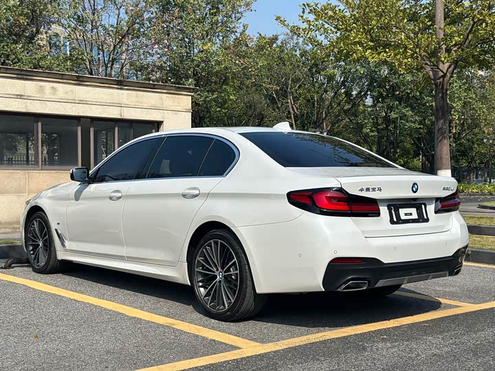 Фото 4 - BMW 5 Series