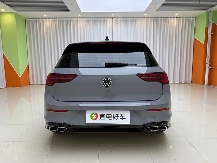 Фото 6 - Volkswagen Golf