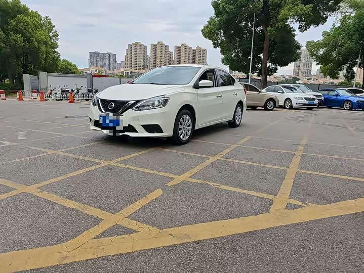 Фото 1 - Nissan Sylphy