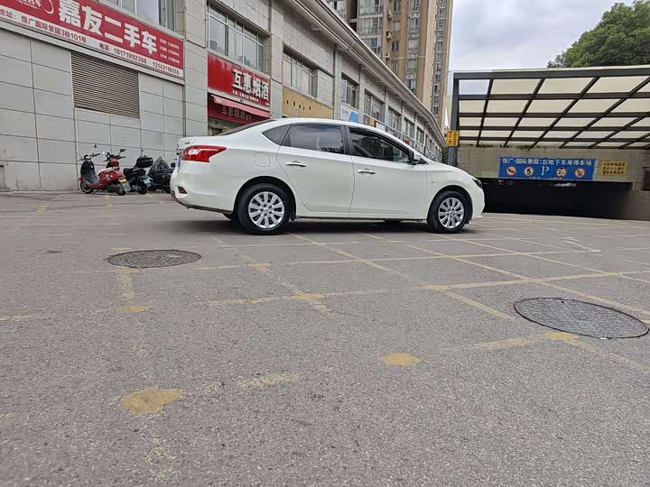 Фото 8 - Nissan Sylphy