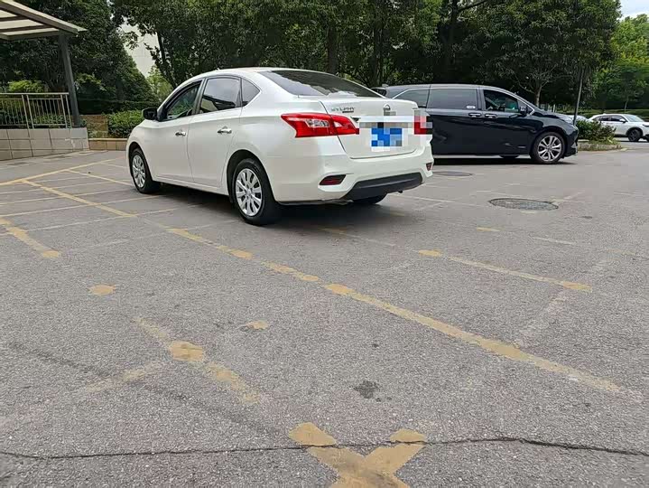 Фото 9 - Nissan Sylphy