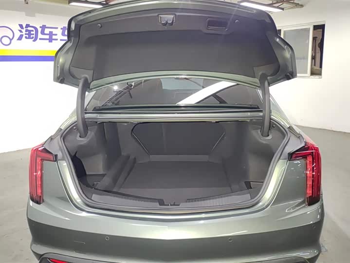 Фото 4 - Cadillac CT5