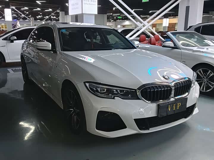 Фото 3 - BMW 3 Series