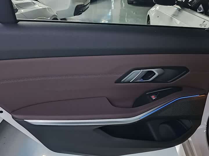 Фото 7 - BMW 3 Series