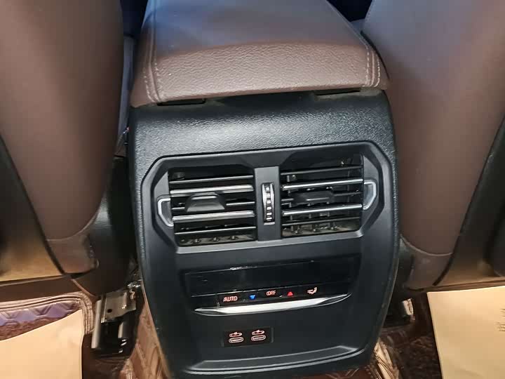 Фото 9 - BMW 3 Series