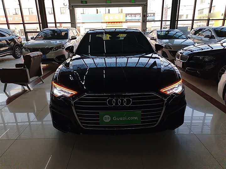 Фото 3 - Audi A6L