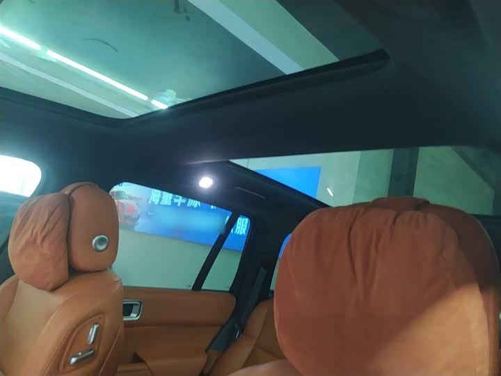 Фото 8 - LiXiang L8