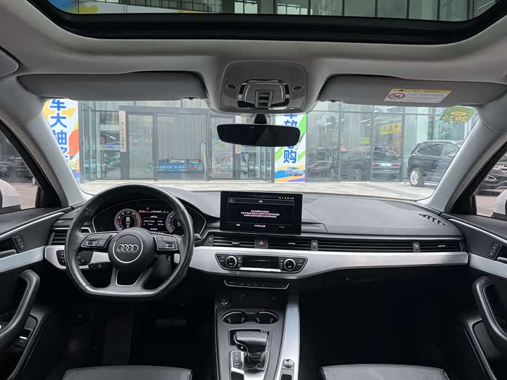 Фото 9 - Audi A4L