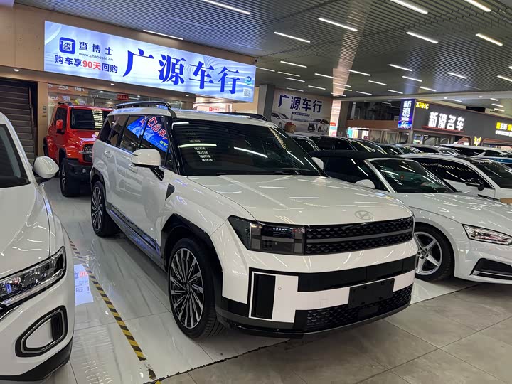 Фото 3 - Hyundai Santa Fe