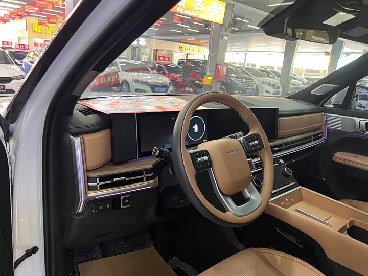 Фото 9 - Hyundai Santa Fe