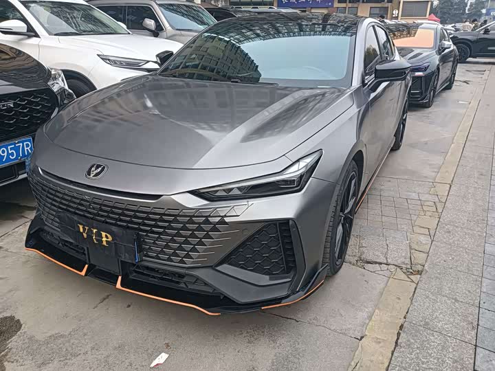 Фото 1 - Changan UNI-V