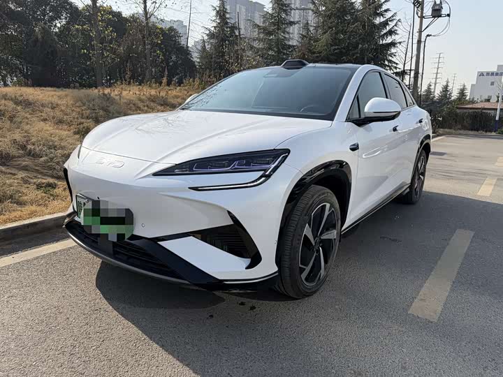 Фото 1 - BYD Sea Lion 07 EV