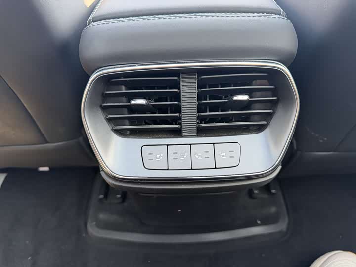 Фото 6 - BYD Sea Lion 07 EV