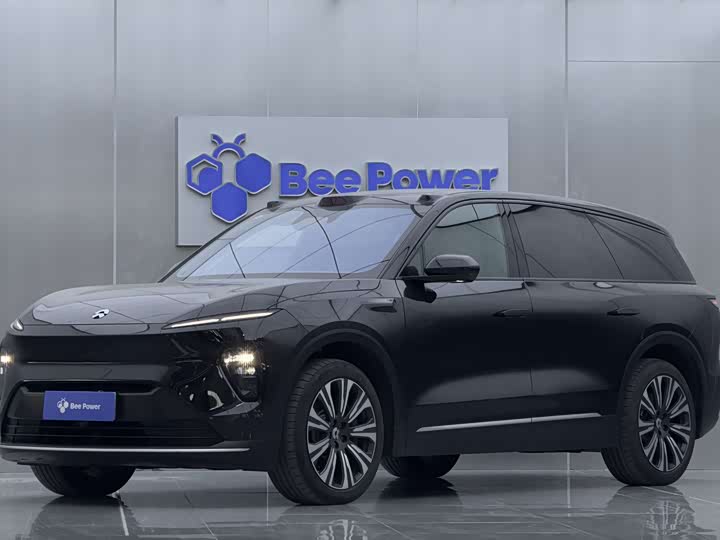 Фото 1 - Nio ES8