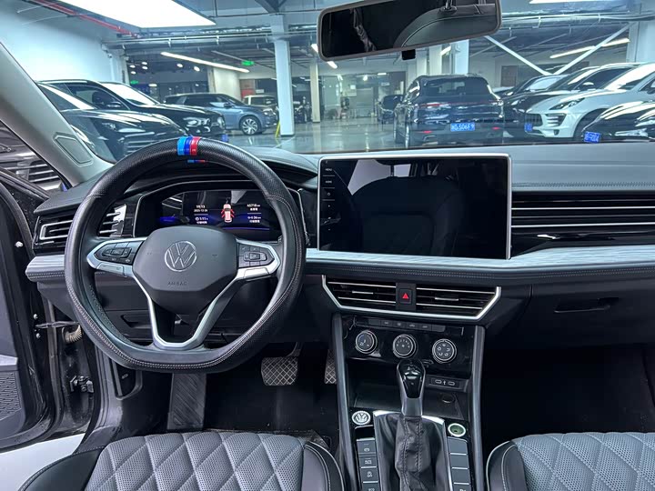 Фото 7 - Volkswagen Sagitar L