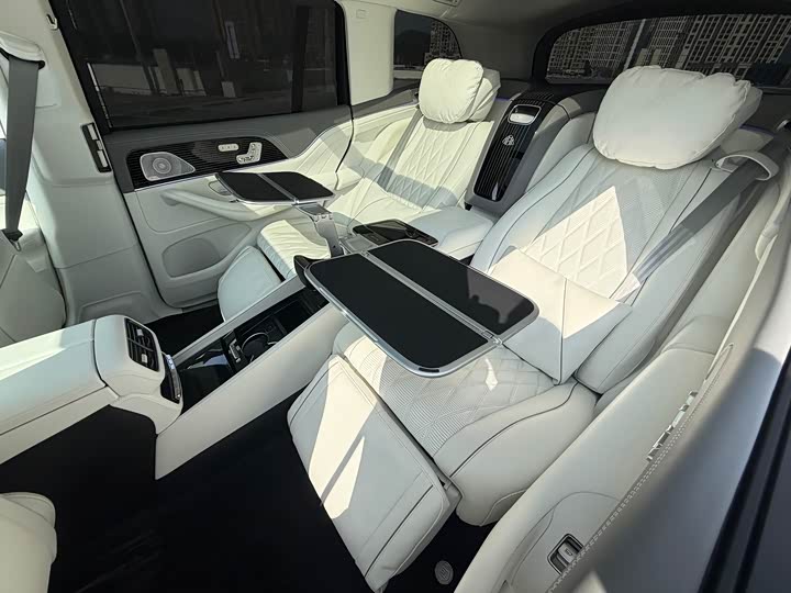 Фото 9 - Mercedes-Benz GLS-Class