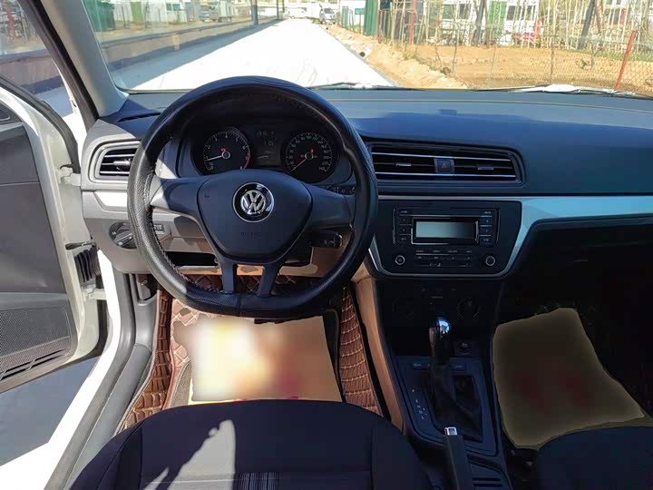 Фото 3 - Volkswagen Lavida