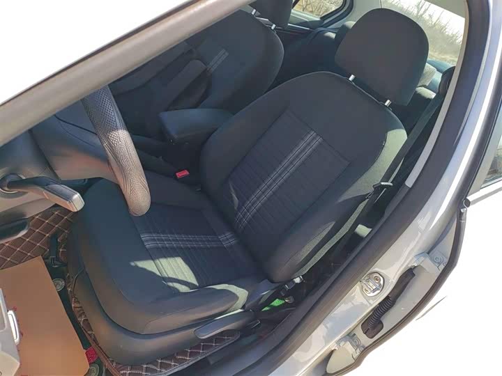 Фото 7 - Volkswagen Lavida