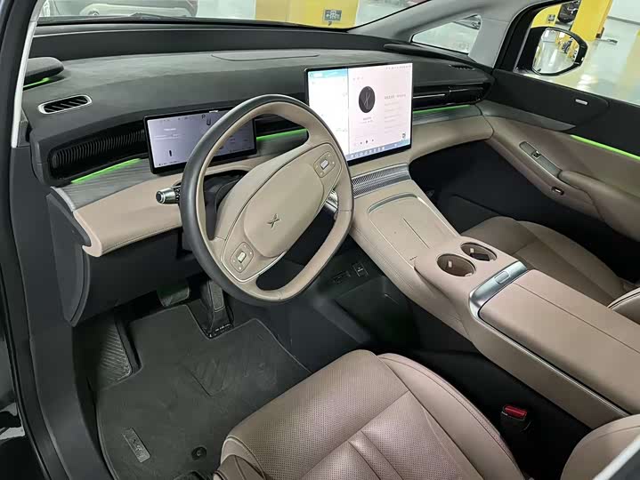 Фото 8 - XPeng X9