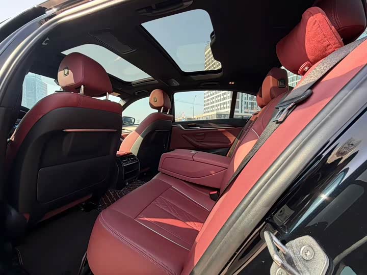 Фото 6 - BMW 5 Series Hybrid