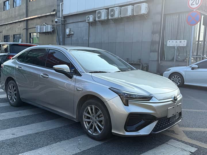 Фото 3 - GAC Aion S