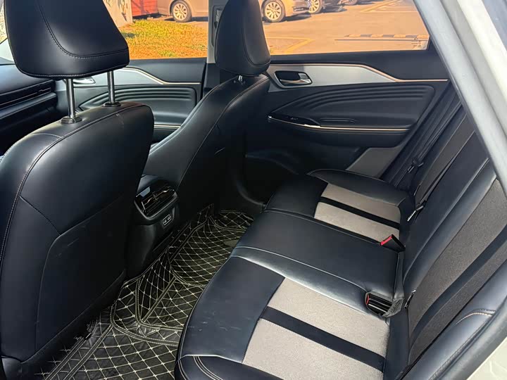 Фото 5 - GAC Aion S