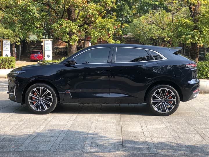 Фото 4 - Changan UNI-K Hybrid