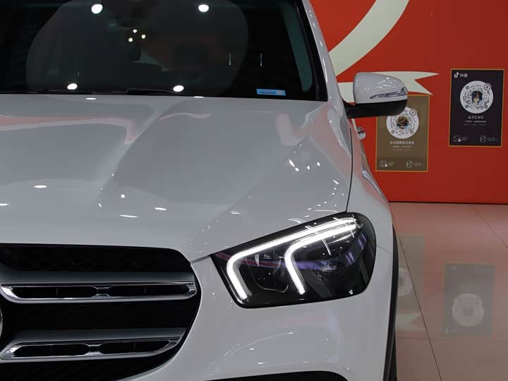 Фото 4 - Mercedes-Benz GLE-Class