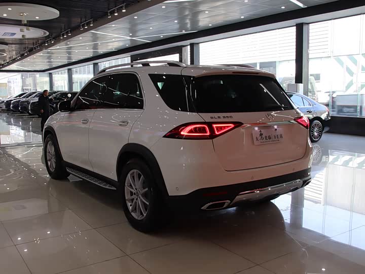 Фото 7 - Mercedes-Benz GLE-Class