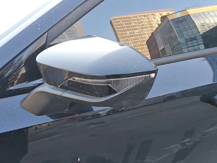 Фото 6 - Changan UNI-V