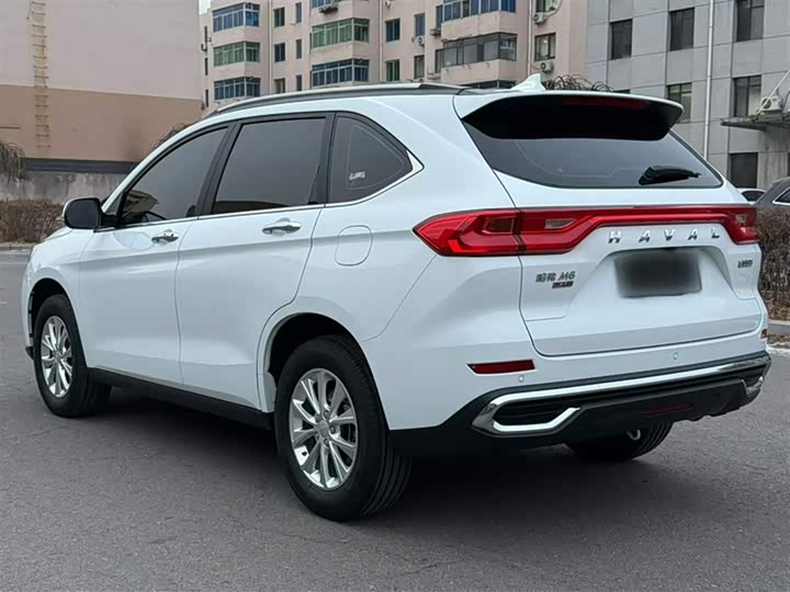 Фото 6 - Haval M6