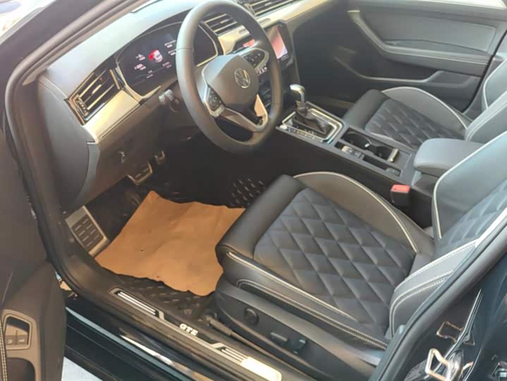 Фото 9 - Volkswagen Magotan GTE Hybrid