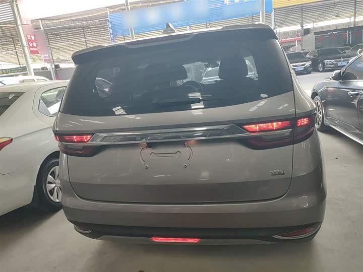 Фото 6 - Geely Jiaji