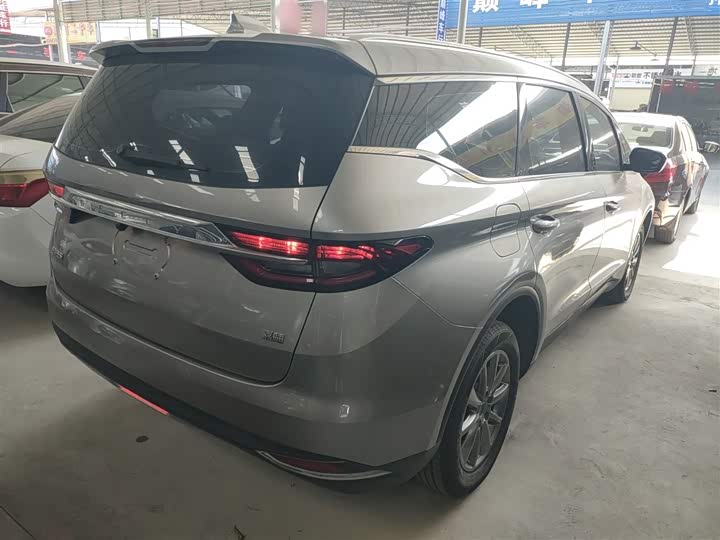 Фото 7 - Geely Jiaji