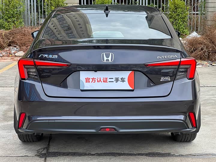 Фото 4 - Honda Integra