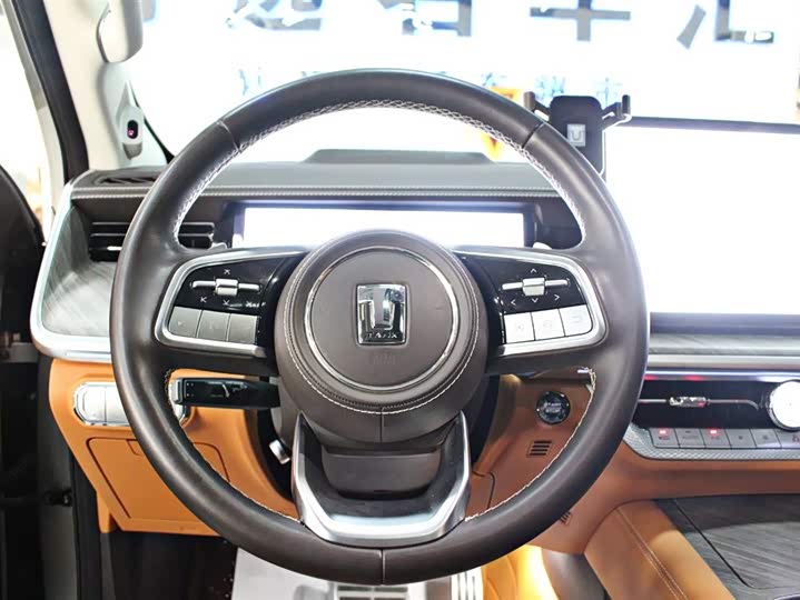 Фото 5 - Tank 500