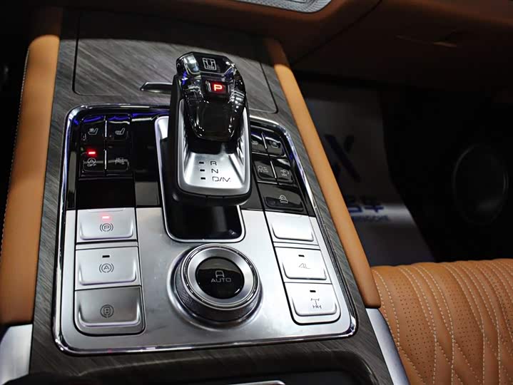 Фото 8 - Tank 500