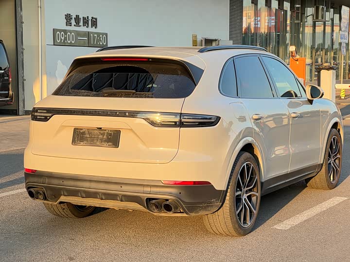 Фото 4 - Porsche Cayenne