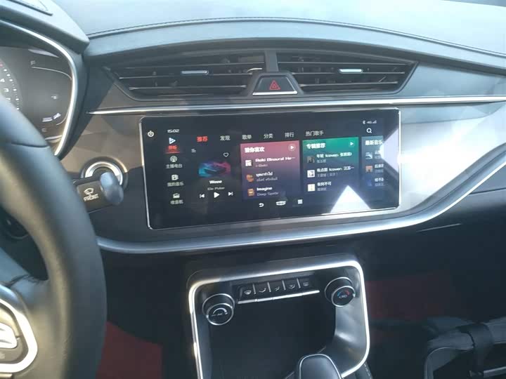 Фото 5 - Geely Binrui