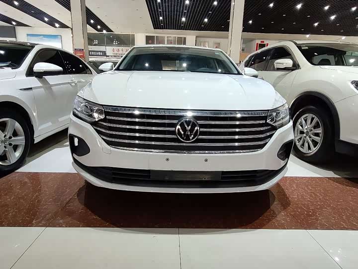 Фото 2 - Volkswagen Lavida