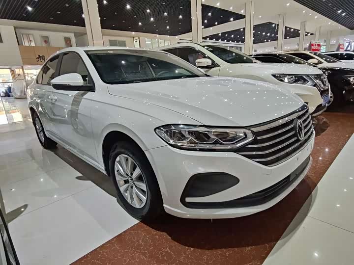 Фото 3 - Volkswagen Lavida