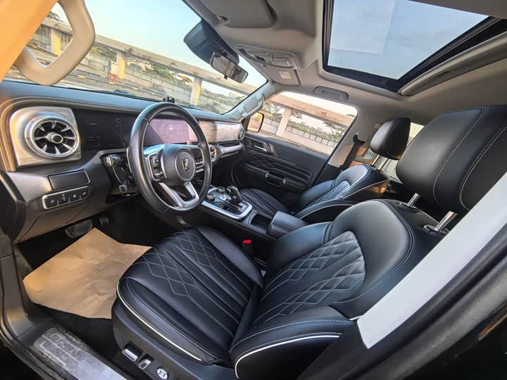 Фото 5 - Tank 300