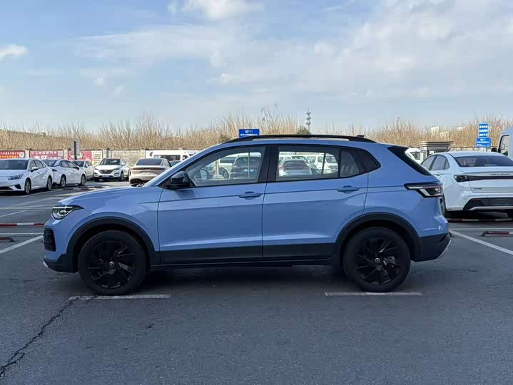 Фото 5 - Volkswagen Tharu