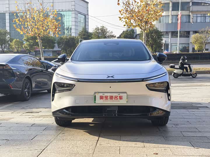 Фото 2 - XPeng G7