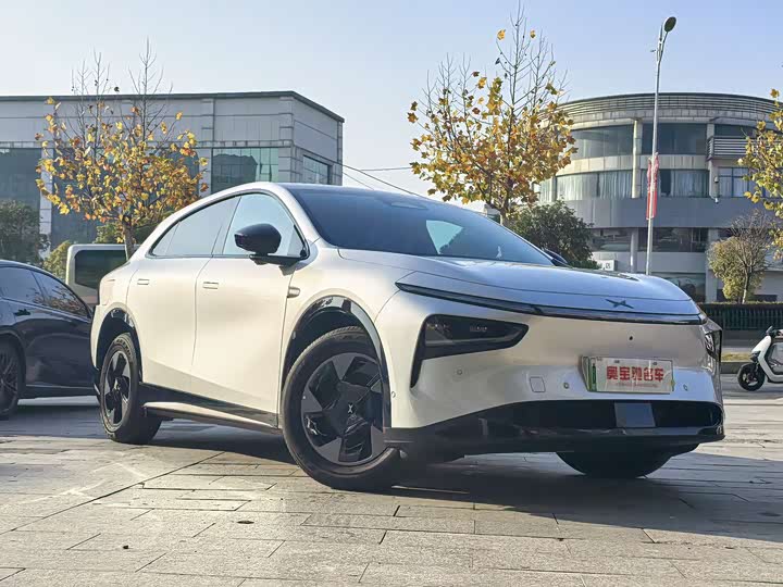 Фото 3 - XPeng G7